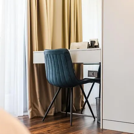 Luxury Living In Historic Heart By Pik Host ヴィラ