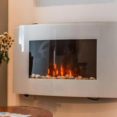 Luxury Living In Historic Heart By Pik Host ヴィラ