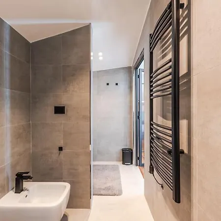 Luxury Living In Historic Heart Shkoder