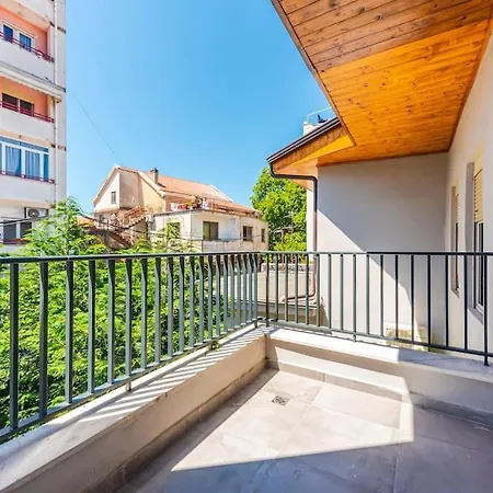 Luxury Living In Historic Heart Villa