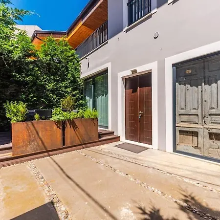 Luxury Living In Historic Heart Villa