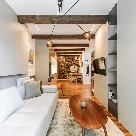Βίλα Luxury Living In Historic Heart By Pik Host *