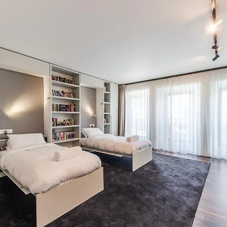Luxury Living In Historic Heart By Pik Host