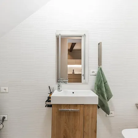 Luxury Living In Historic Heart By Pik Host Βίλα